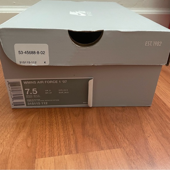 Nike Air Force 1s ‘07 - Picture 8 of 8